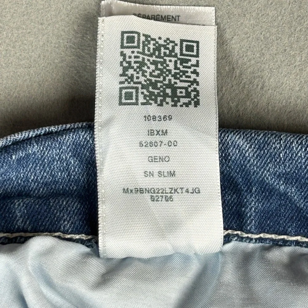 True Religion Geno Jeans Mens 34 (36x31) Blue Relaxed Slim Fit Medium Wash Denim